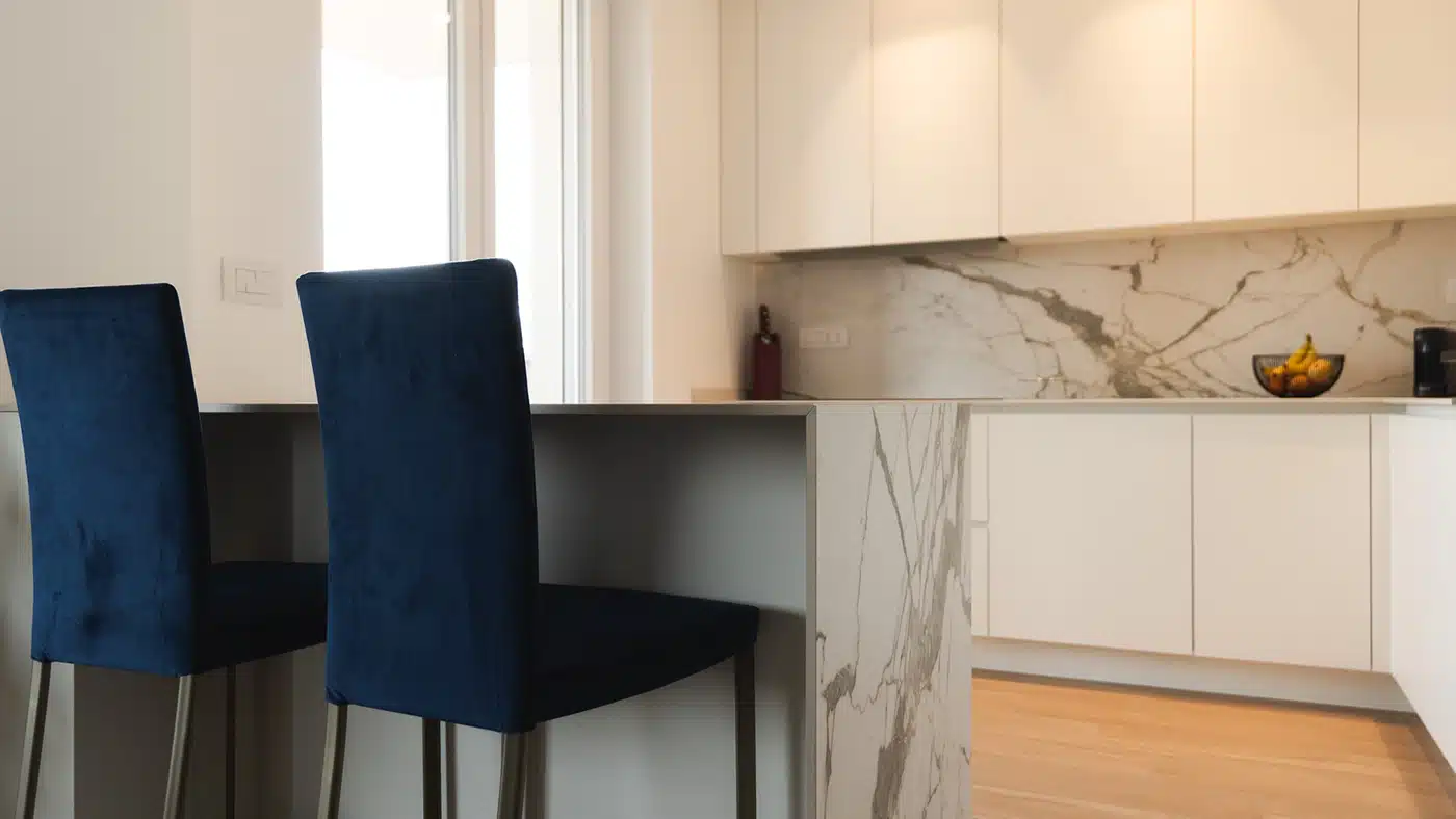 Tavolo effetto marmo cucina Tavolo-effetto-marmo-cucina